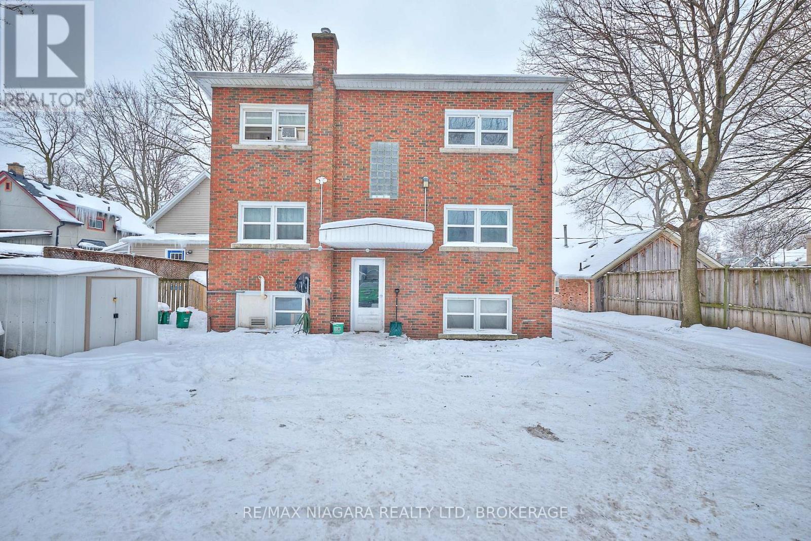 5 - 81 Maple Street, St. Catharines, Ontario  L2R 2B1 - Photo 2 - X12761562