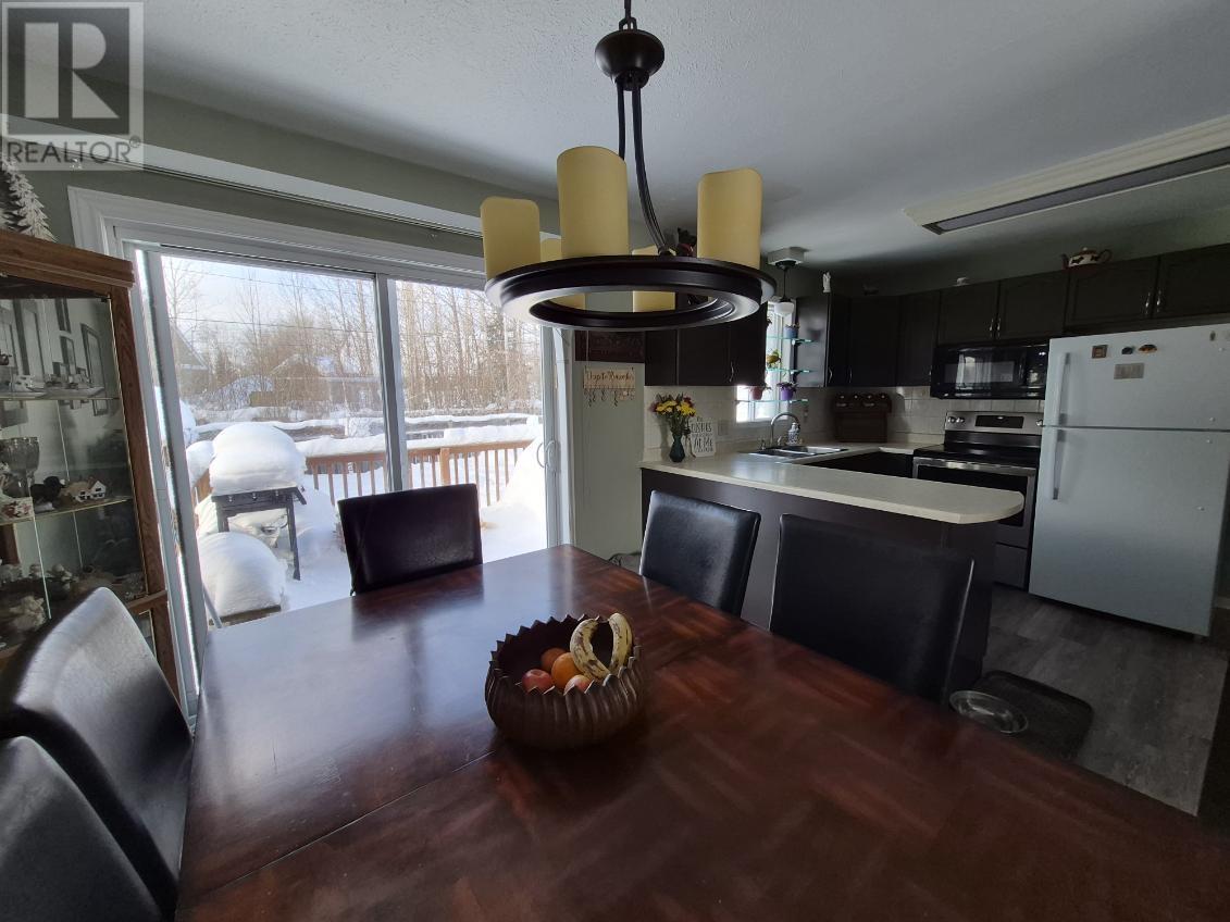 13 Moose Drive, Manitouwadge, Ontario  P0T 2C0 - Photo 10 - TB2600188