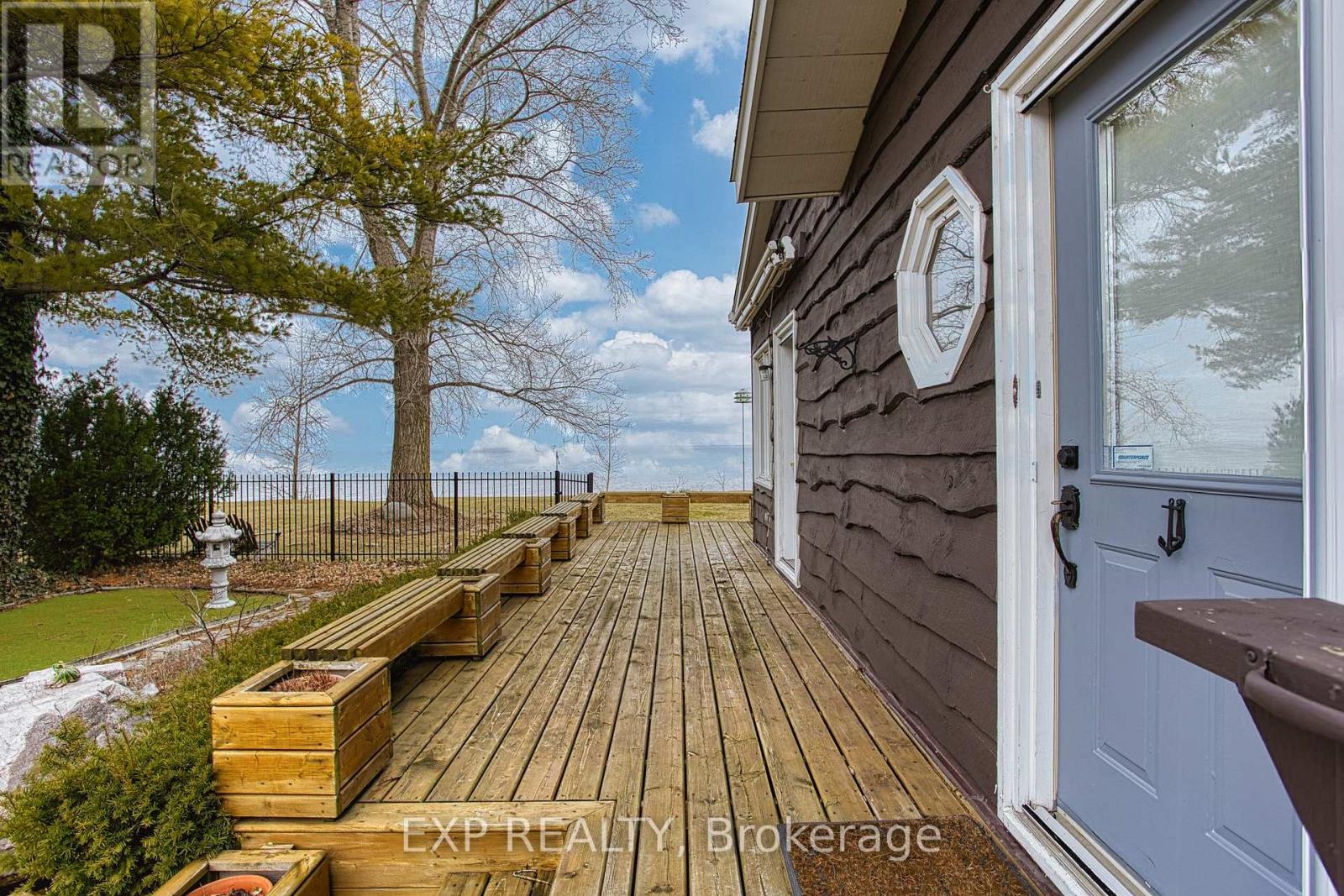 98 Creanona Boulevard, Hamilton (Winona Park), Ontario  L8E 5T3 - Photo 5 - X12761512