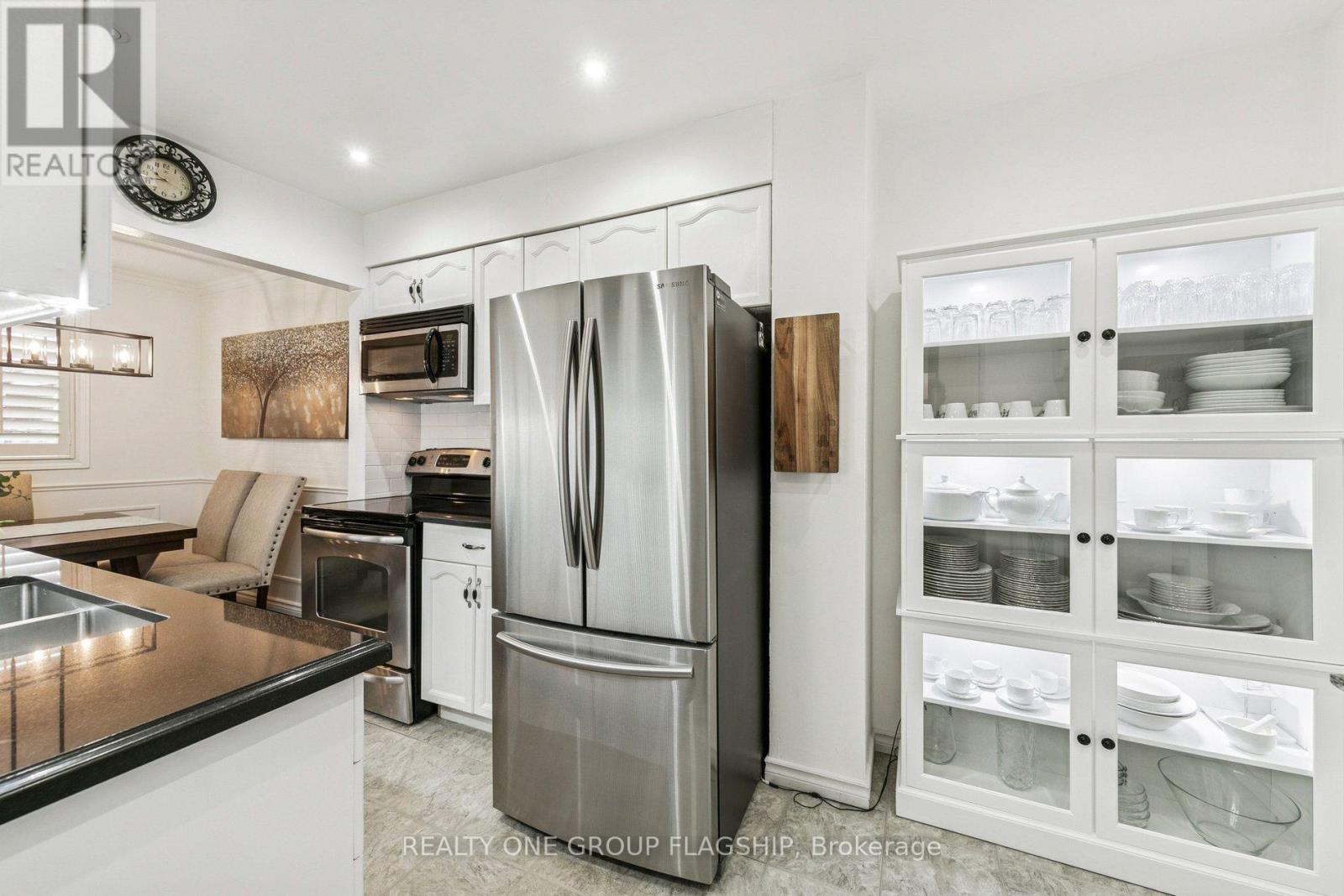 137 - 100 Quigley Road, Hamilton (Vincent), Ontario  L8K 6J1 - Photo 8 - X12697556