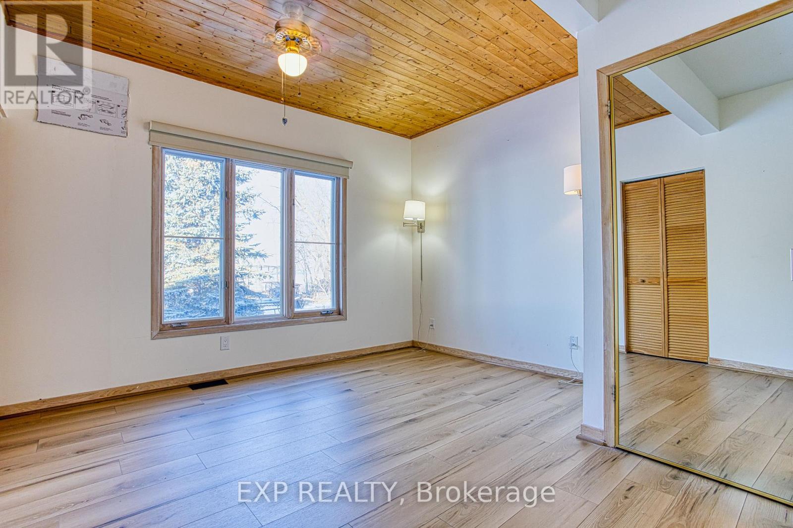 98 Creanona Boulevard, Hamilton (Winona Park), Ontario  L8E 5T3 - Photo 25 - X12761512