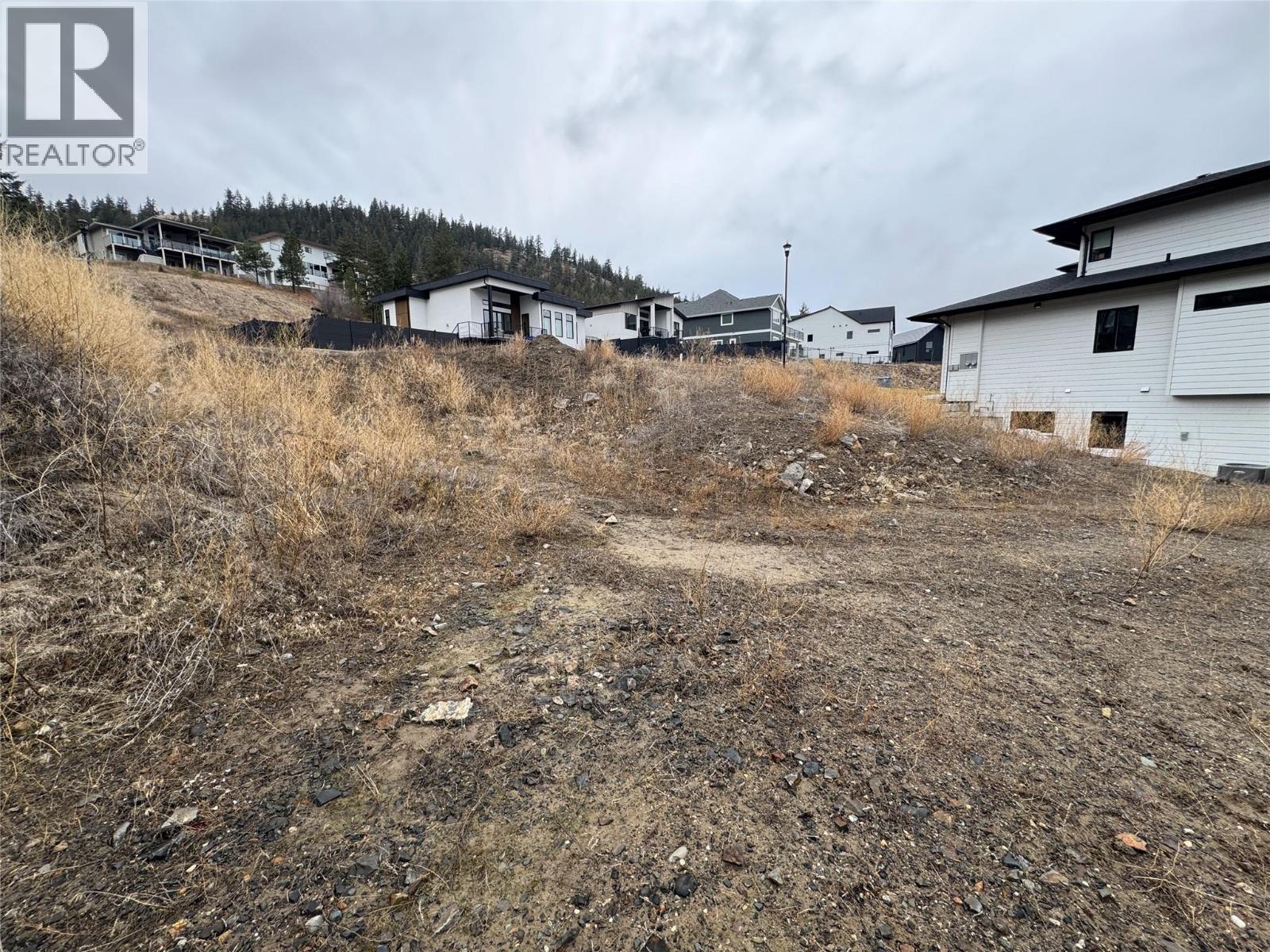1668 Balsam Place, Kamloops, British Columbia  V2E 0E2 - Photo 4 - 10375227