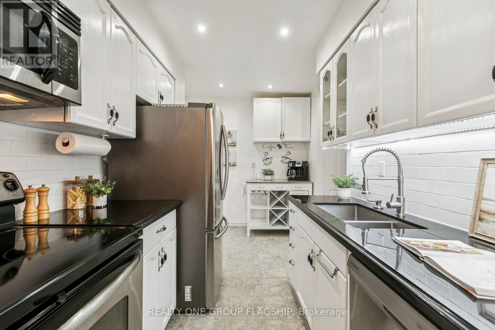 137 - 100 Quigley Road, Hamilton (Vincent), Ontario  L8K 6J1 - Photo 10 - X12697556