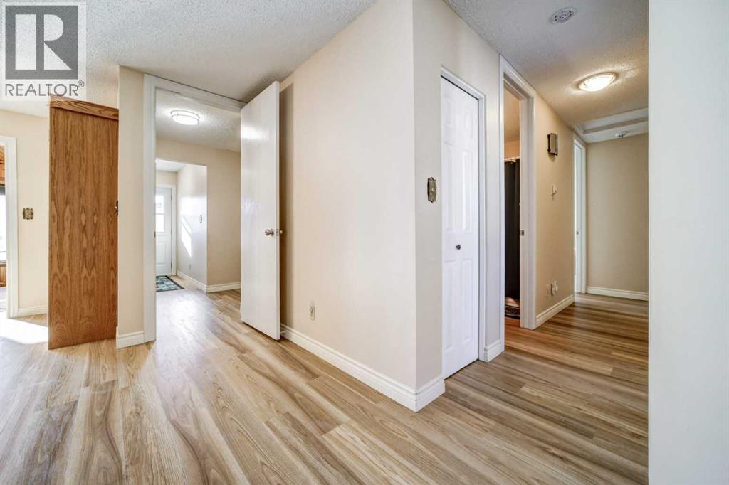 2429 211 Street, Bellevue, Alberta  T0K 0C0 - Photo 18 - A2277787