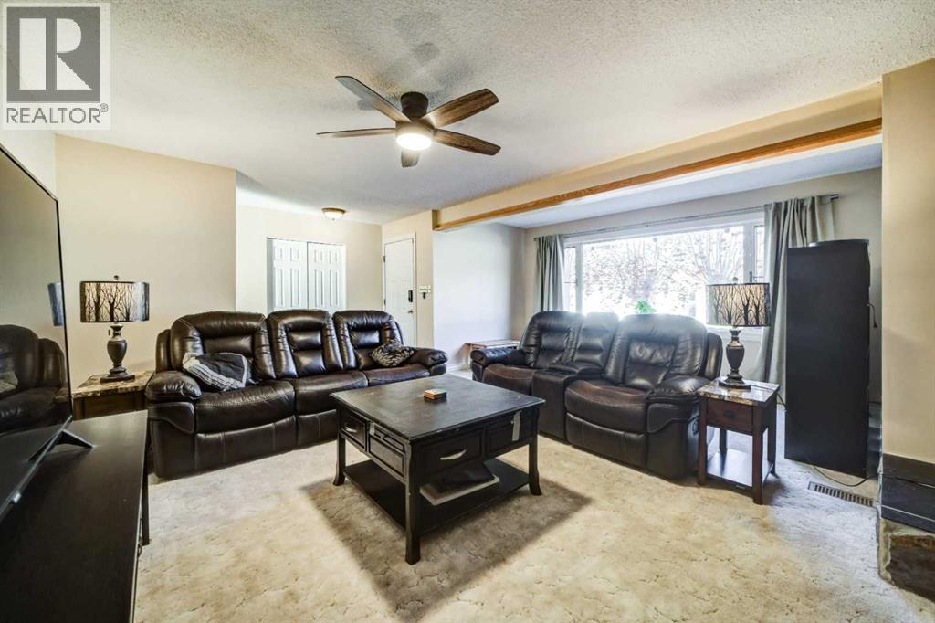 2429 211 Street, Bellevue, Alberta  T0K 0C0 - Photo 17 - A2277787