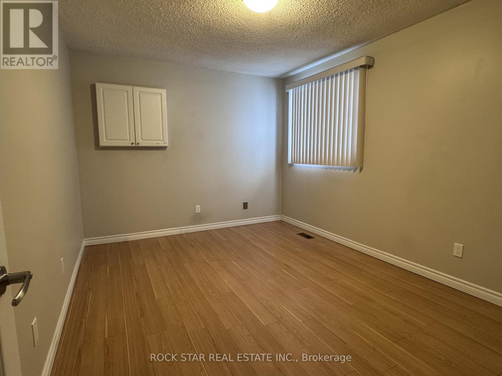 Main - 168 Millwood Crescent, Kitchener, Ontario  N2P 1M4 - Photo 7 - X12755696