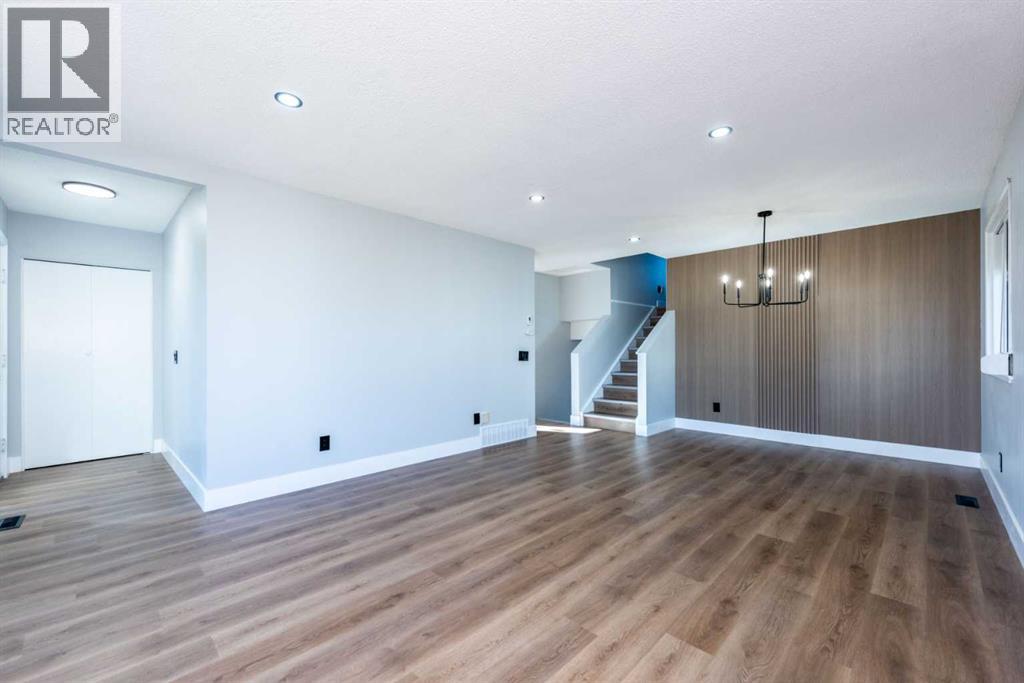 13 Martingrove Court Ne, Calgary, Alberta  T3J 2S3 - Photo 13 - A2277588