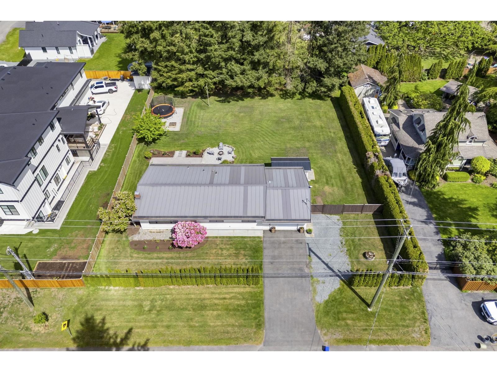 24633 56 Avenue, Langley, British Columbia  V2Z 1B9 - Photo 11 - R3087423