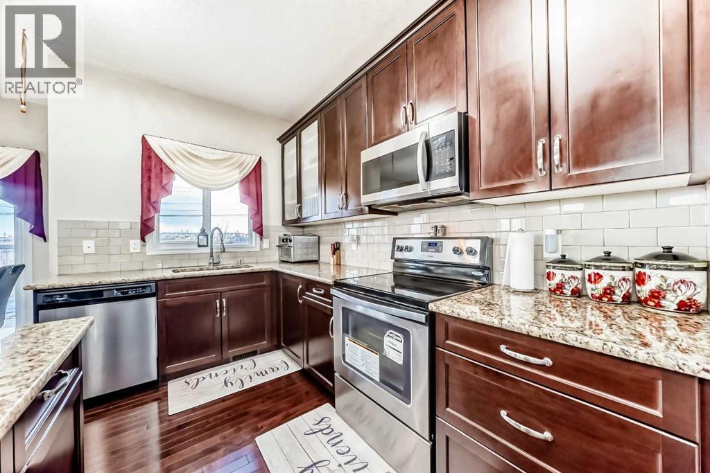 71 Martha's Meadow Close Ne, Calgary, Alberta  T3J 4Z2 - Photo 4 - A2283472