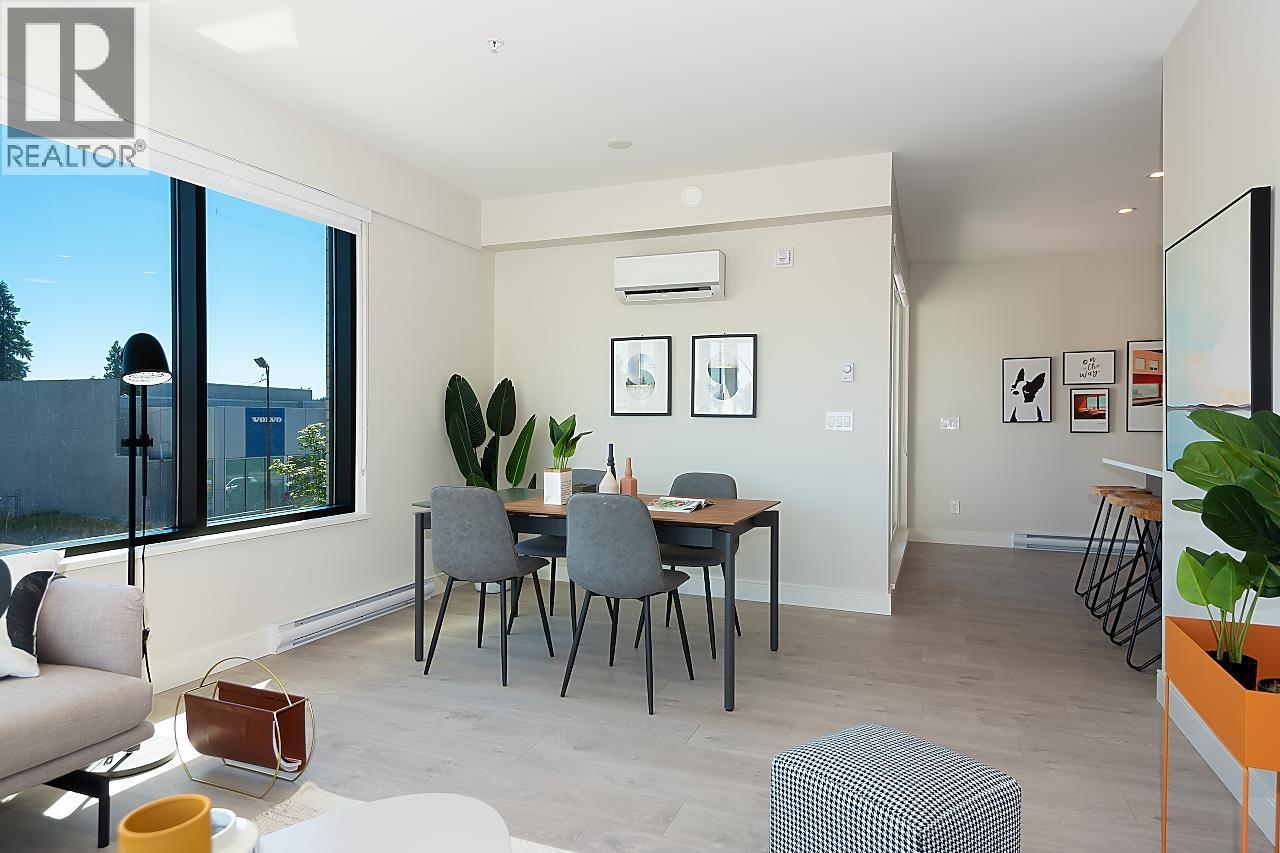 207 1633 Tatlow Avenue, North Vancouver, British Columbia  V7P 1V3 - Photo 12 - R3087516