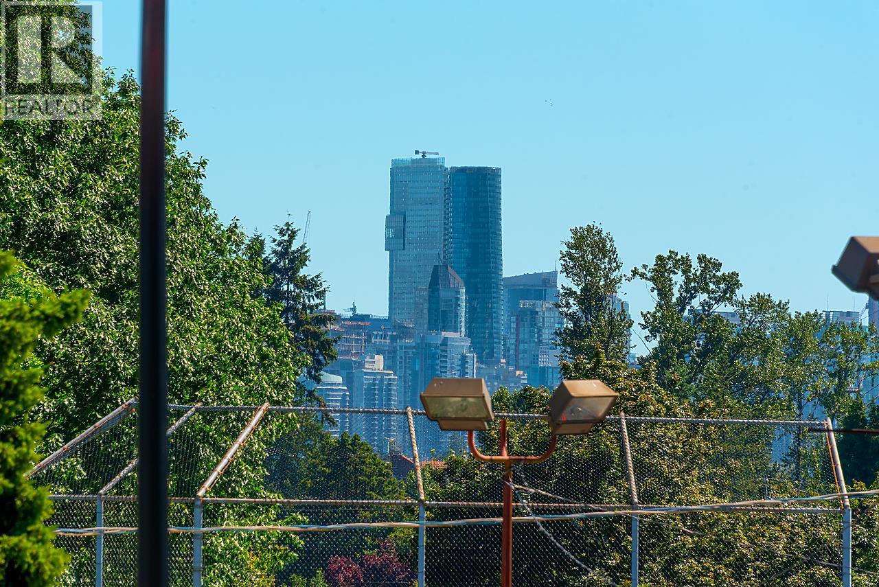 207 1633 Tatlow Avenue, North Vancouver, British Columbia  V7P 1V3 - Photo 24 - R3087516