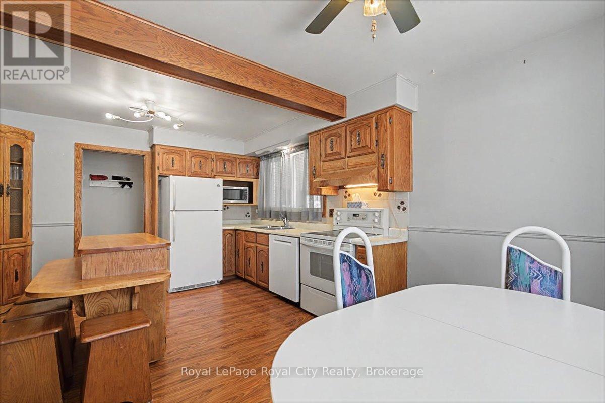 15 Inverness Drive, Guelph (Riverside Park), Ontario  N1E 3L7 - Photo 7 - X12747460