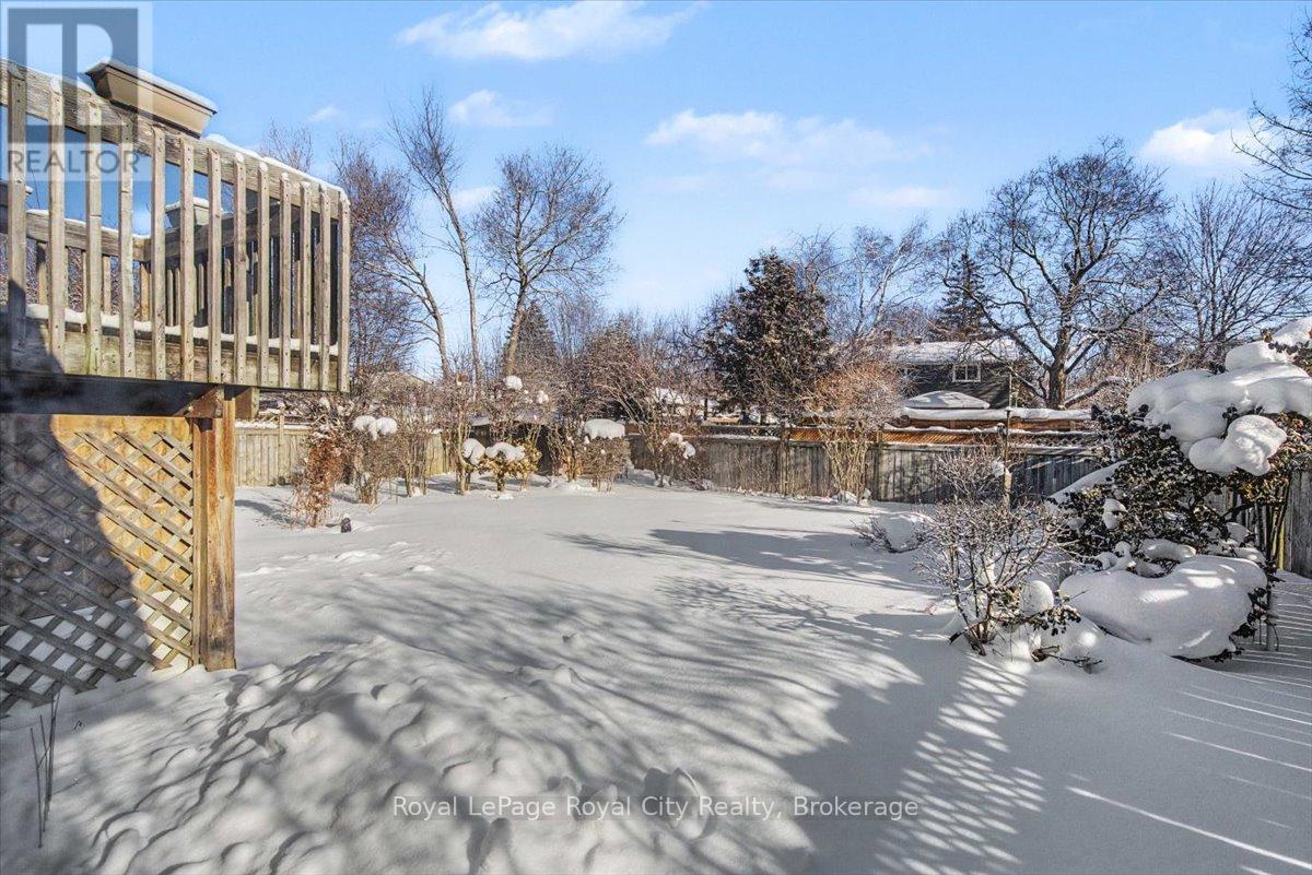 15 Inverness Drive, Guelph (Riverside Park), Ontario  N1E 3L7 - Photo 28 - X12747460