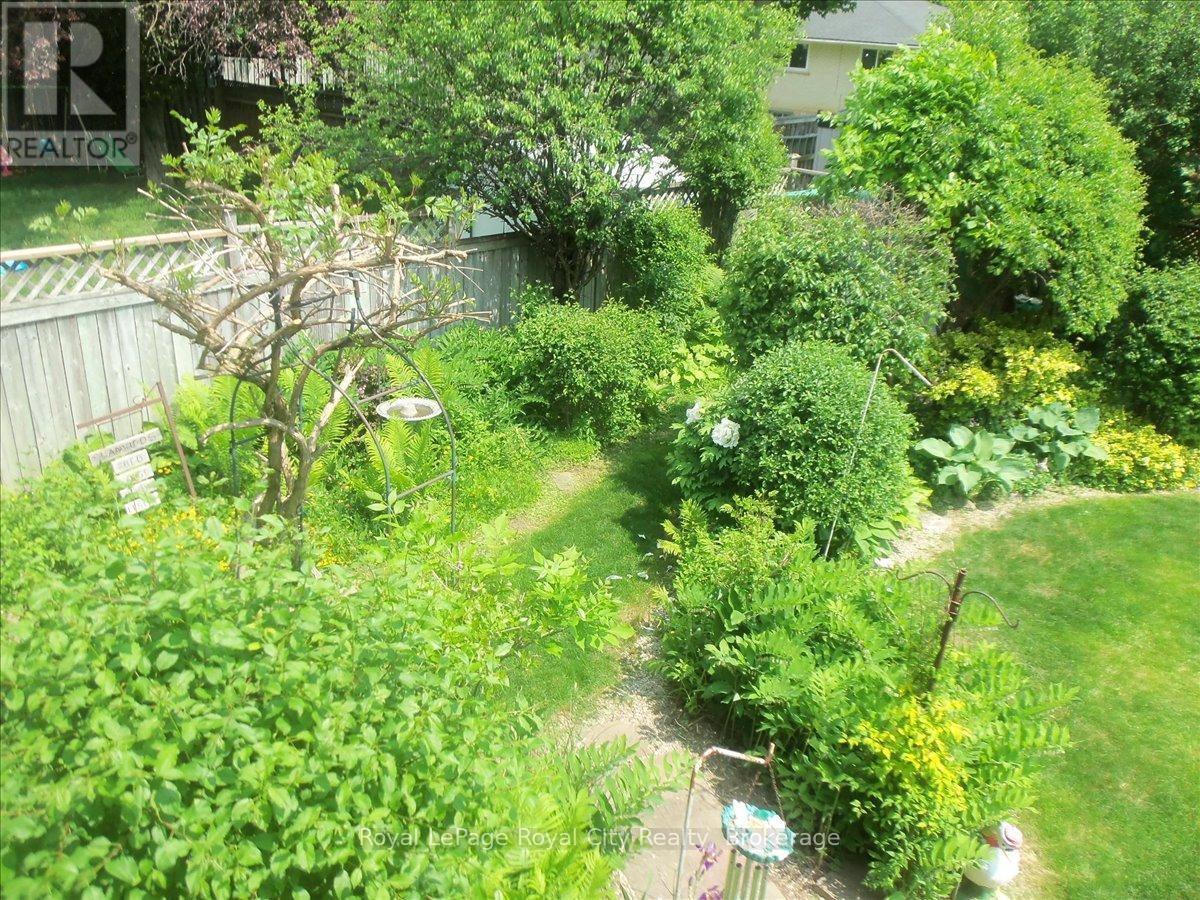 15 Inverness Drive, Guelph (Riverside Park), Ontario  N1E 3L7 - Photo 33 - X12747460