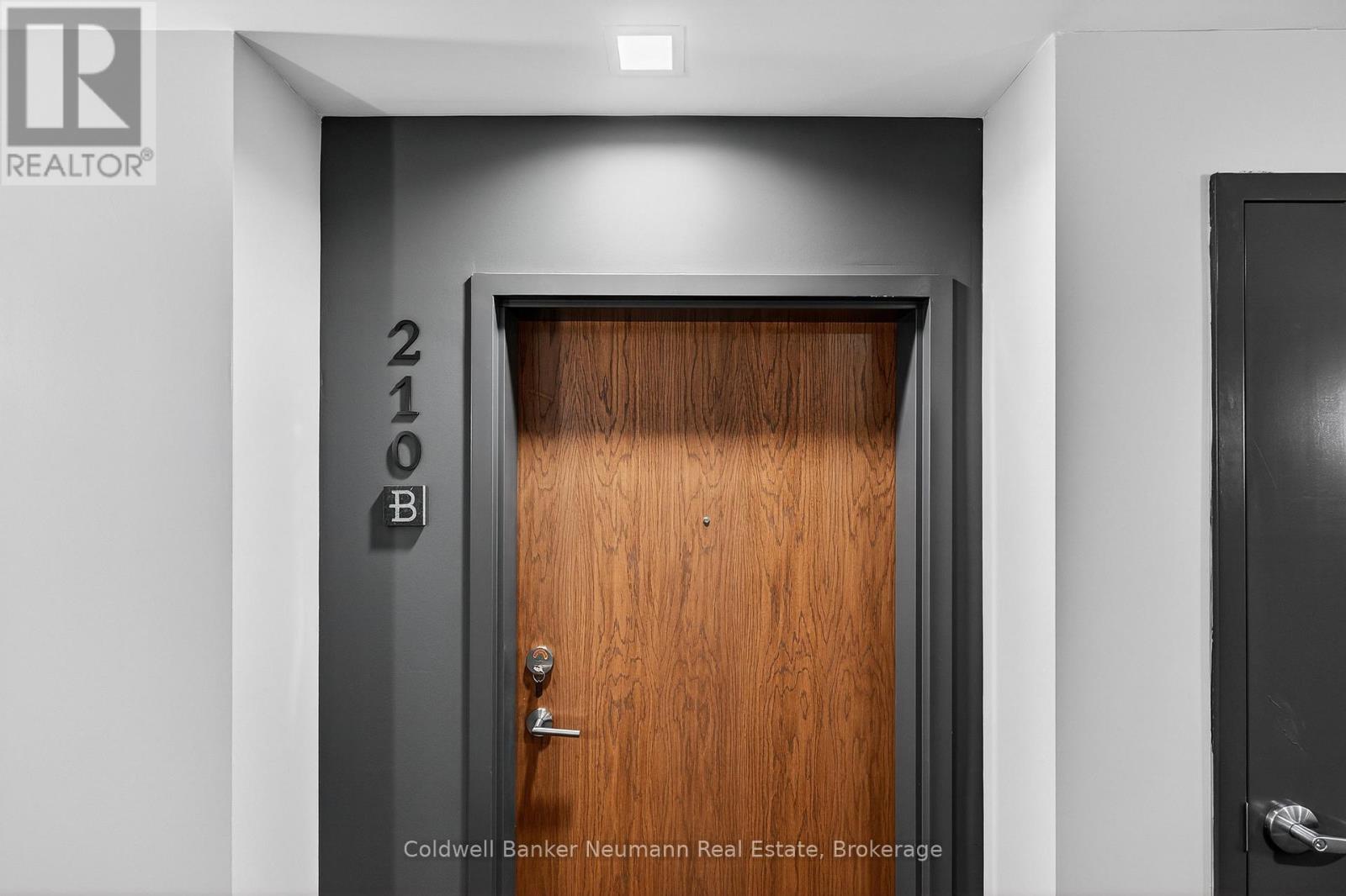 210 - 247 Northfield Drive E, Waterloo, Ontario  N2K 0H1 - Photo 4 - X12767530