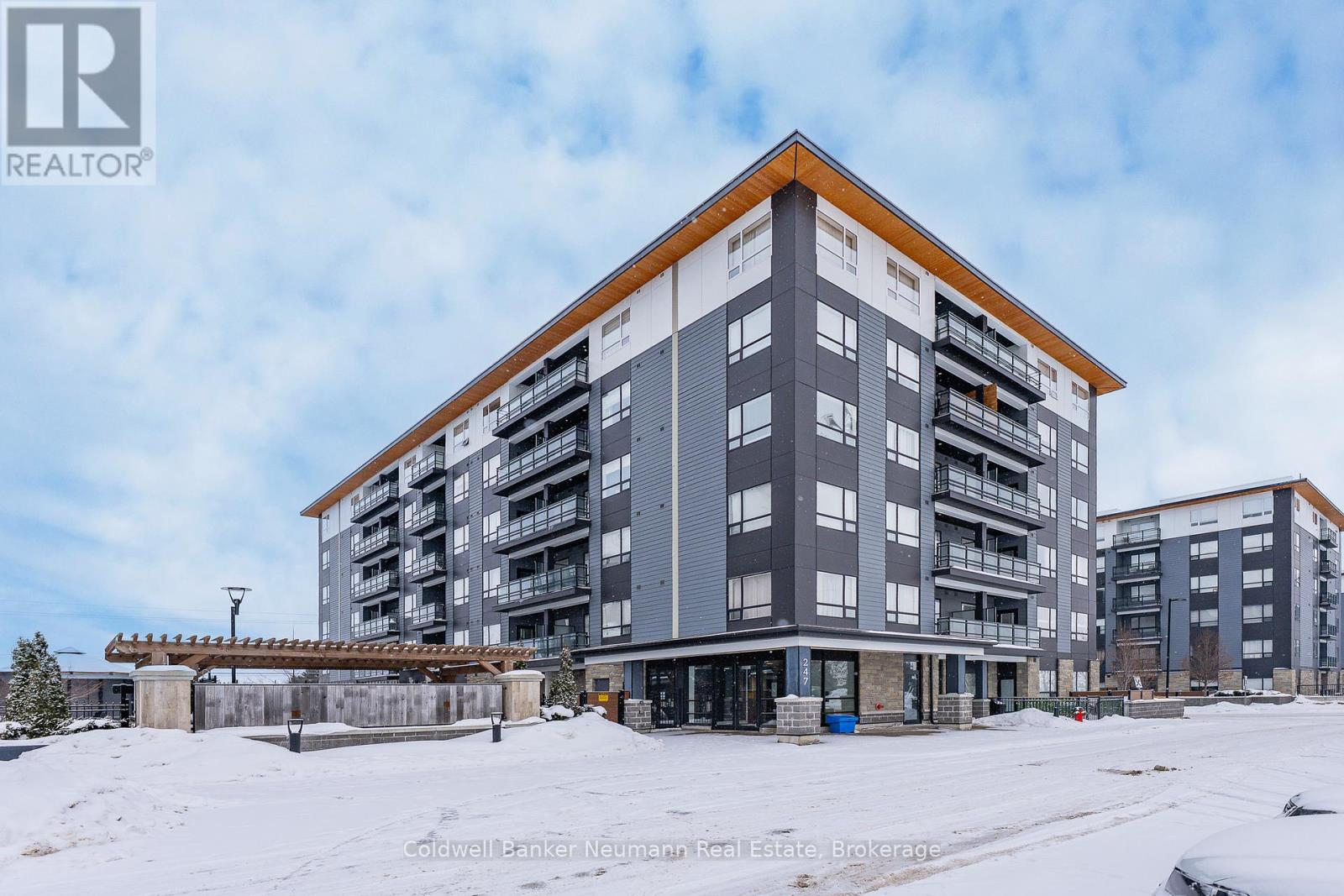 210 - 247 Northfield Drive E, Waterloo, Ontario  N2K 0H1 - Photo 2 - X12767530