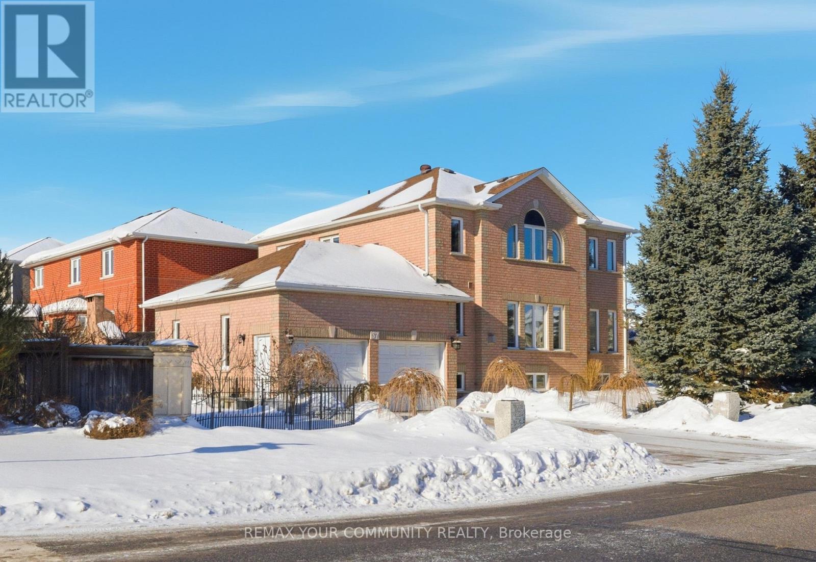 37 SAINT AVENUE, Bradford West Gwillimbury, Ontario