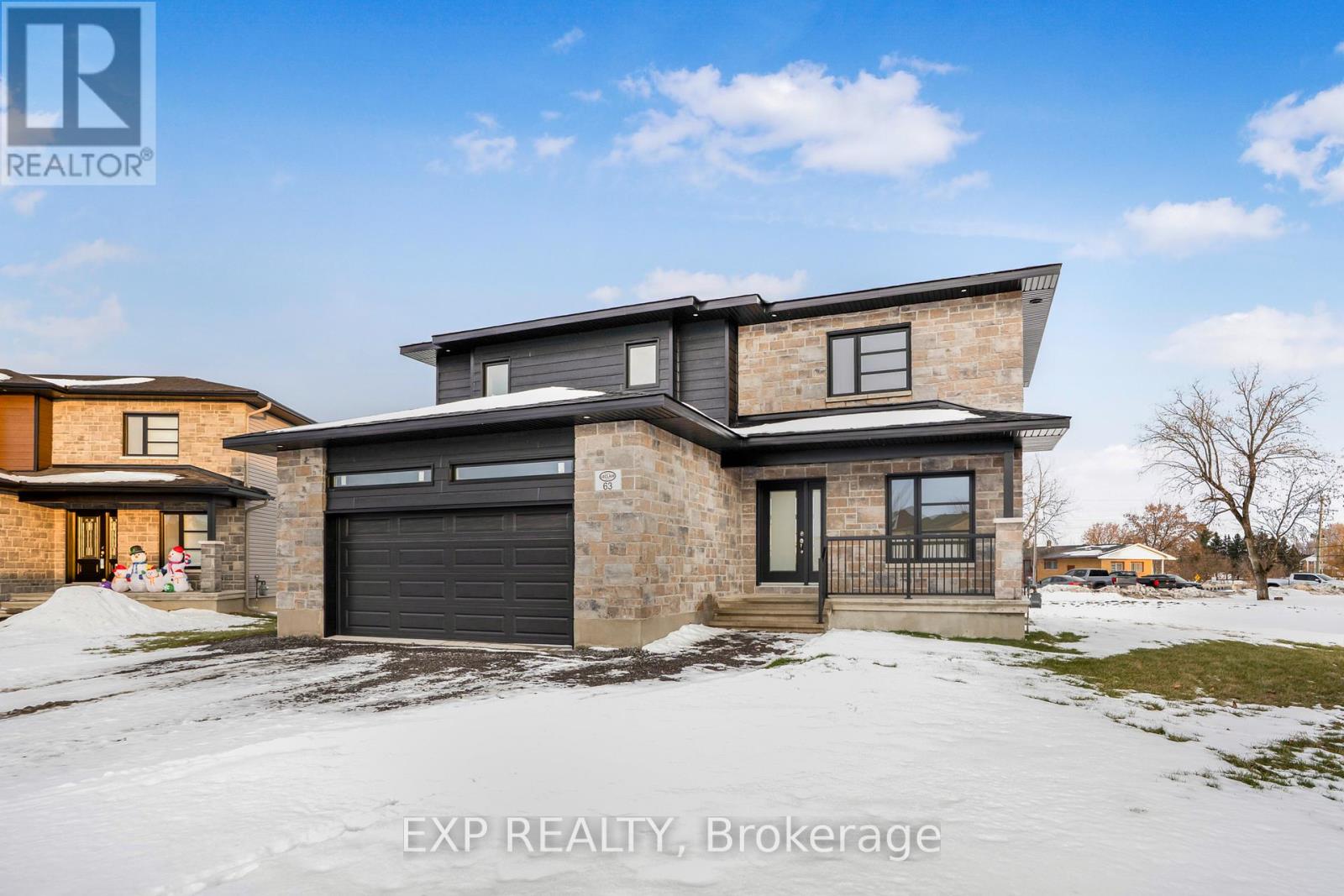 63 Chateauguay Street, Russell, Ontario  K0A 1W0 - Photo 4 - X12688048