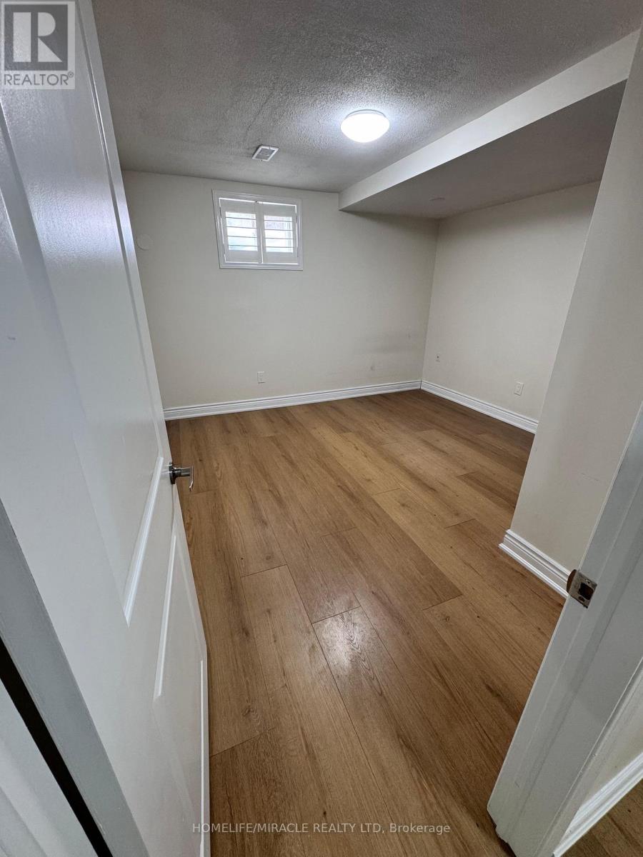 Bsmt - 3 Christie Drive, Brampton (Snelgrove), Ontario  L6Z 3H6 - Photo 14 - W12653530