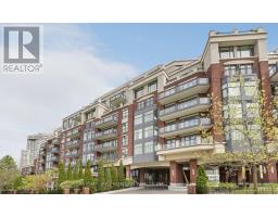 712 - 9 BURNHAMTHORPE CRESCENT, Toronto, Ontario