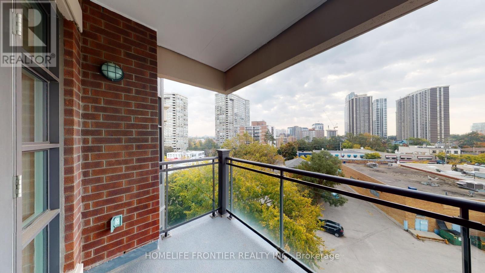 712 - 9 Burnhamthorpe Crescent, Toronto (Islington-City Centre West), Ontario  M9A 1G5 - Photo 17 - W12699476