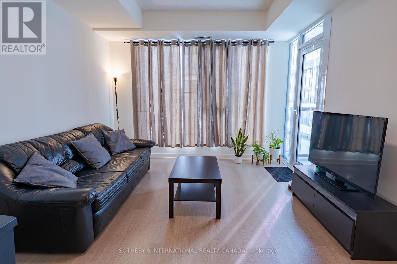 406 - 859 The Queensway, Toronto (Stonegate-Queensway), Ontario  M8Z 1N8 - Photo 7 - W12758818