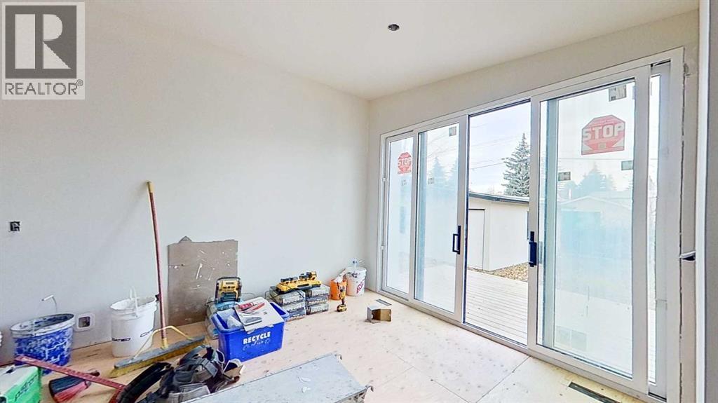 5616 Lodge Crescent Sw, Calgary, Alberta  T3E 5Y7 - Photo 6 - A2270927