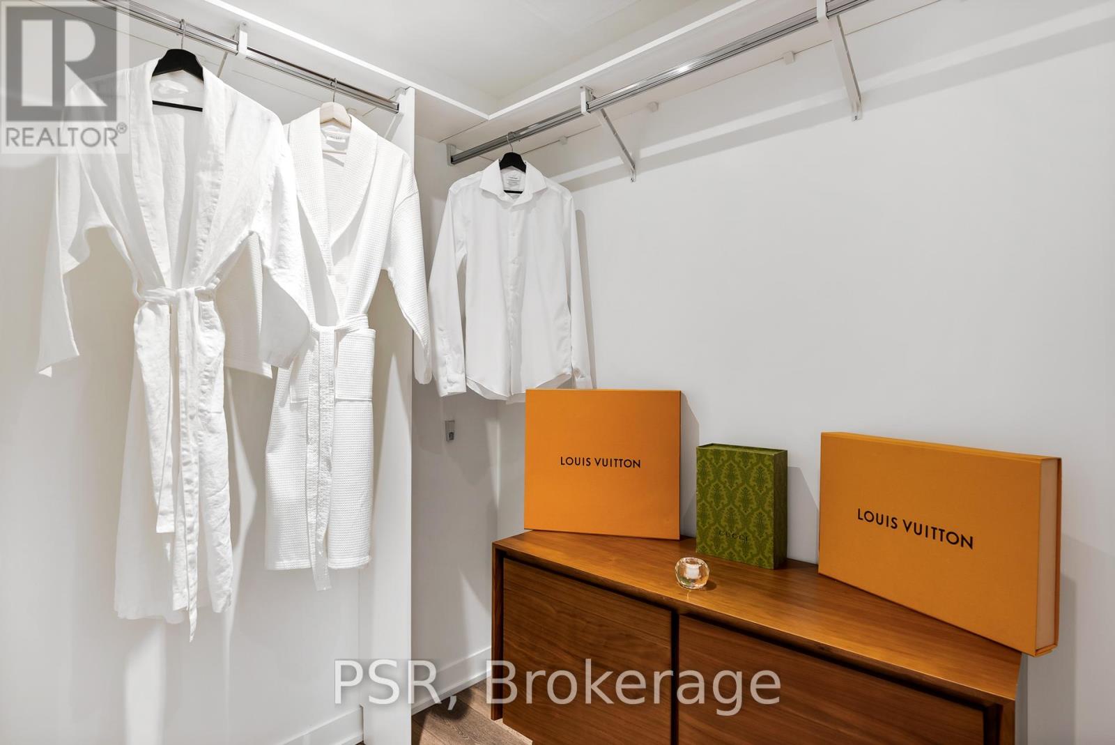 1206 - 2 St Thomas Street, Toronto, Ontario  M5S 2Z1 - Photo 12 - C12767532