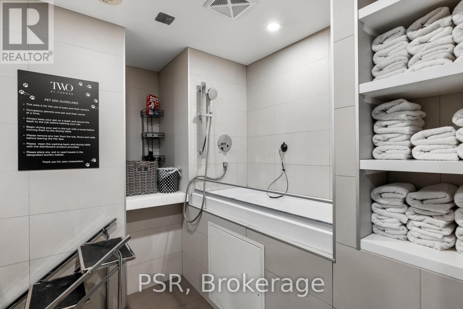 1206 - 2 St Thomas Street, Toronto, Ontario  M5S 2Z1 - Photo 33 - C12767532