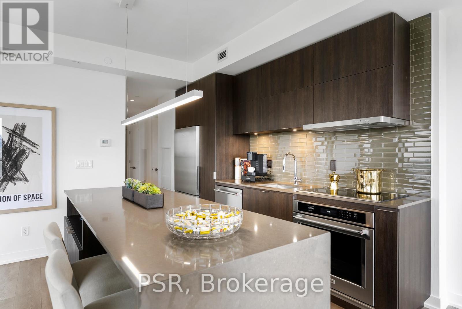 1206 - 2 St Thomas Street, Toronto, Ontario  M5S 2Z1 - Photo 6 - C12767532