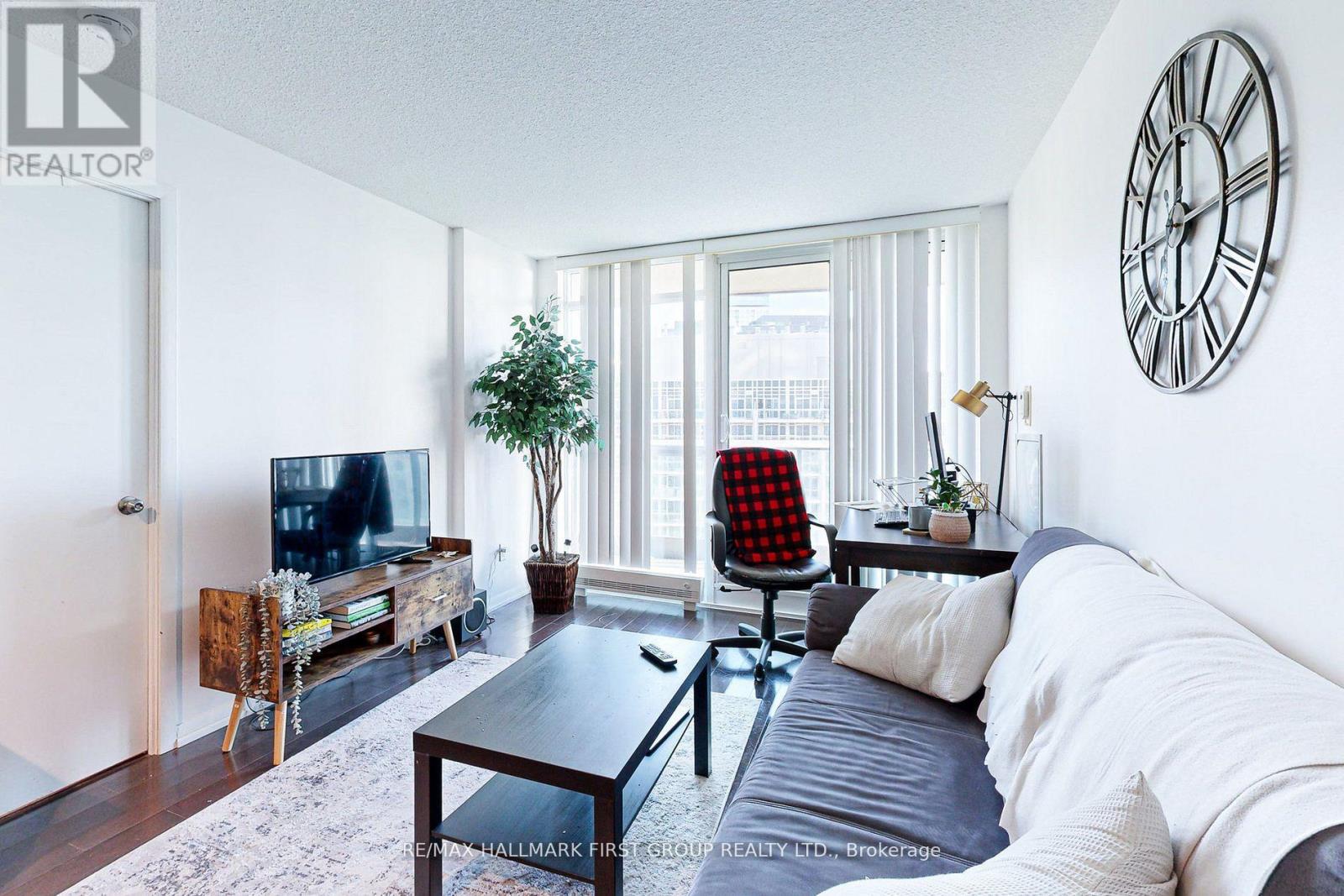 1567 - 209 Fort York Boulevard, Toronto, Ontario  M5V 4A1 - Photo 14 - C12767540