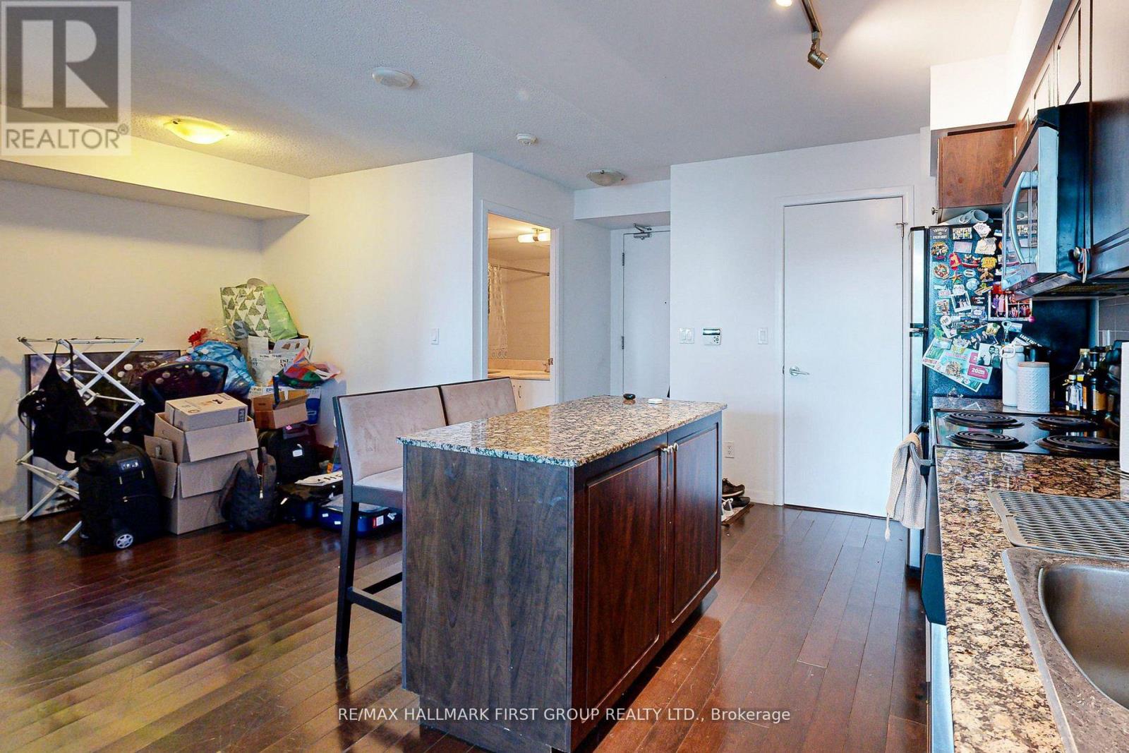 1567 - 209 Fort York Boulevard, Toronto, Ontario  M5V 4A1 - Photo 9 - C12767540