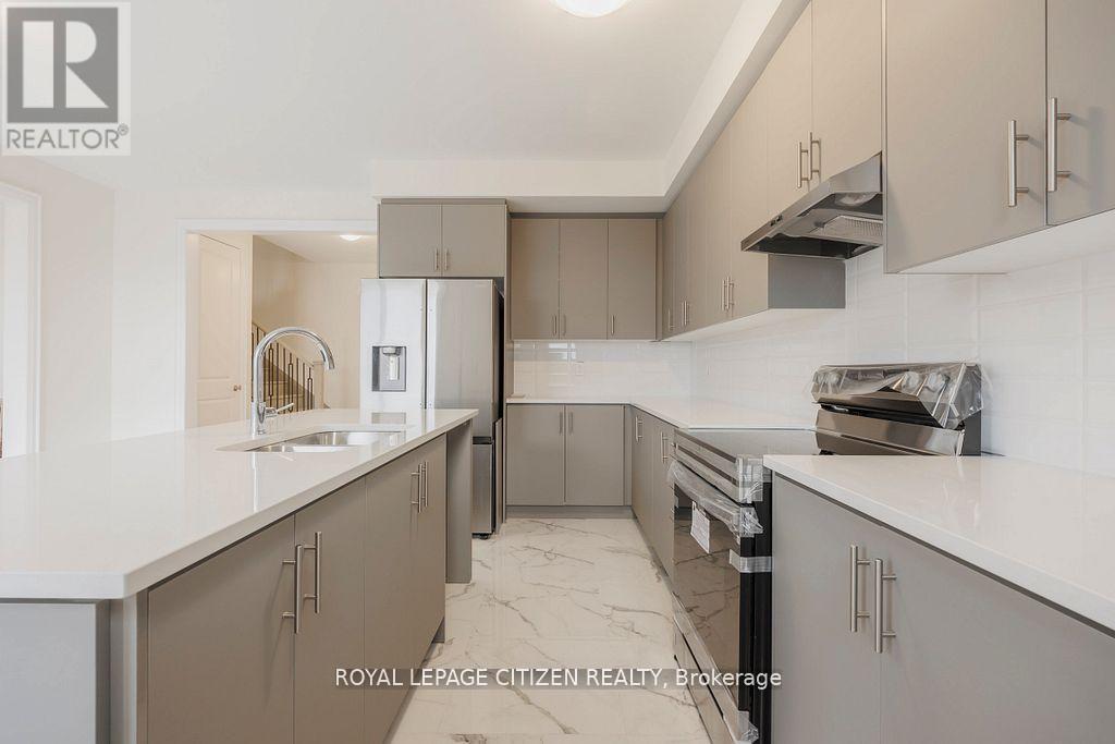 26 Wesley Brooks Street, Clarington, Ontario  L1B 0W4 - Photo 13 - E12767560