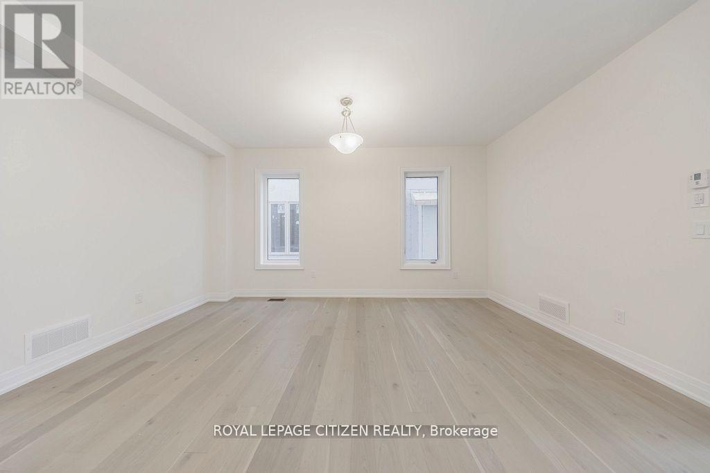 26 Wesley Brooks Street, Clarington, Ontario  L1B 0W4 - Photo 7 - E12767560