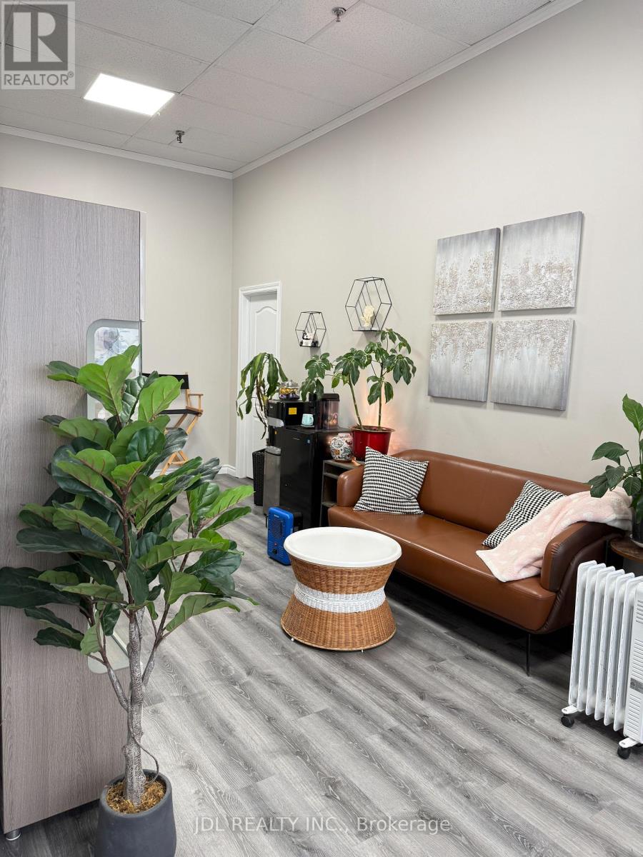 8 - 55 NUGGET AVENUE, Toronto, Ontario