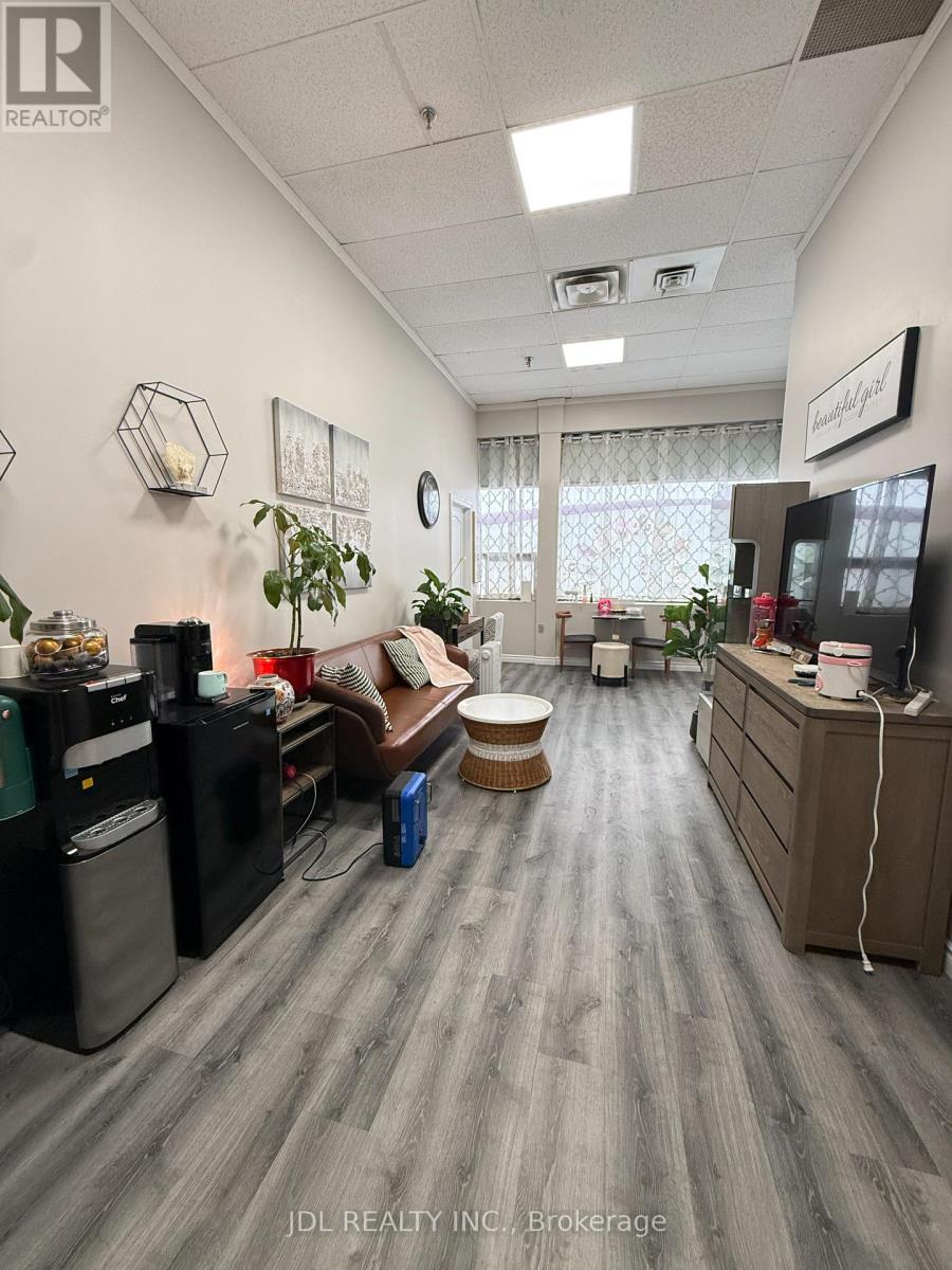 8 - 55 Nugget Avenue, Toronto, Ontario  M1S 3L1 - Photo 2 - E12767588