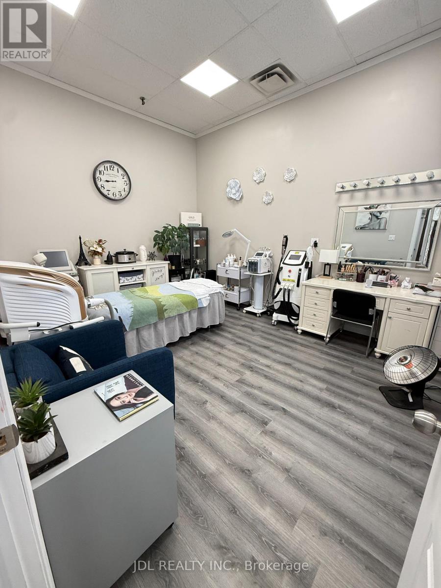 8 - 55 Nugget Avenue, Toronto, Ontario  M1S 3L1 - Photo 3 - E12767588