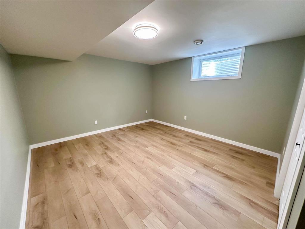 121 Westwood Street, Steinbach, Manitoba  R5G 2C5 - Photo 30 - 202602255