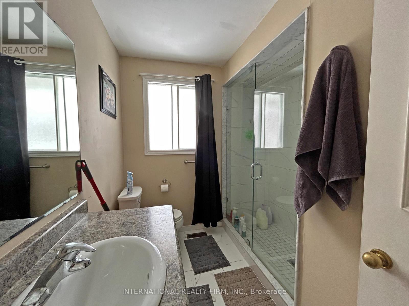 Main - 63 Centre Street E, Richmond Hill, Ontario  L4C 1A3 - Photo 12 - N12767582