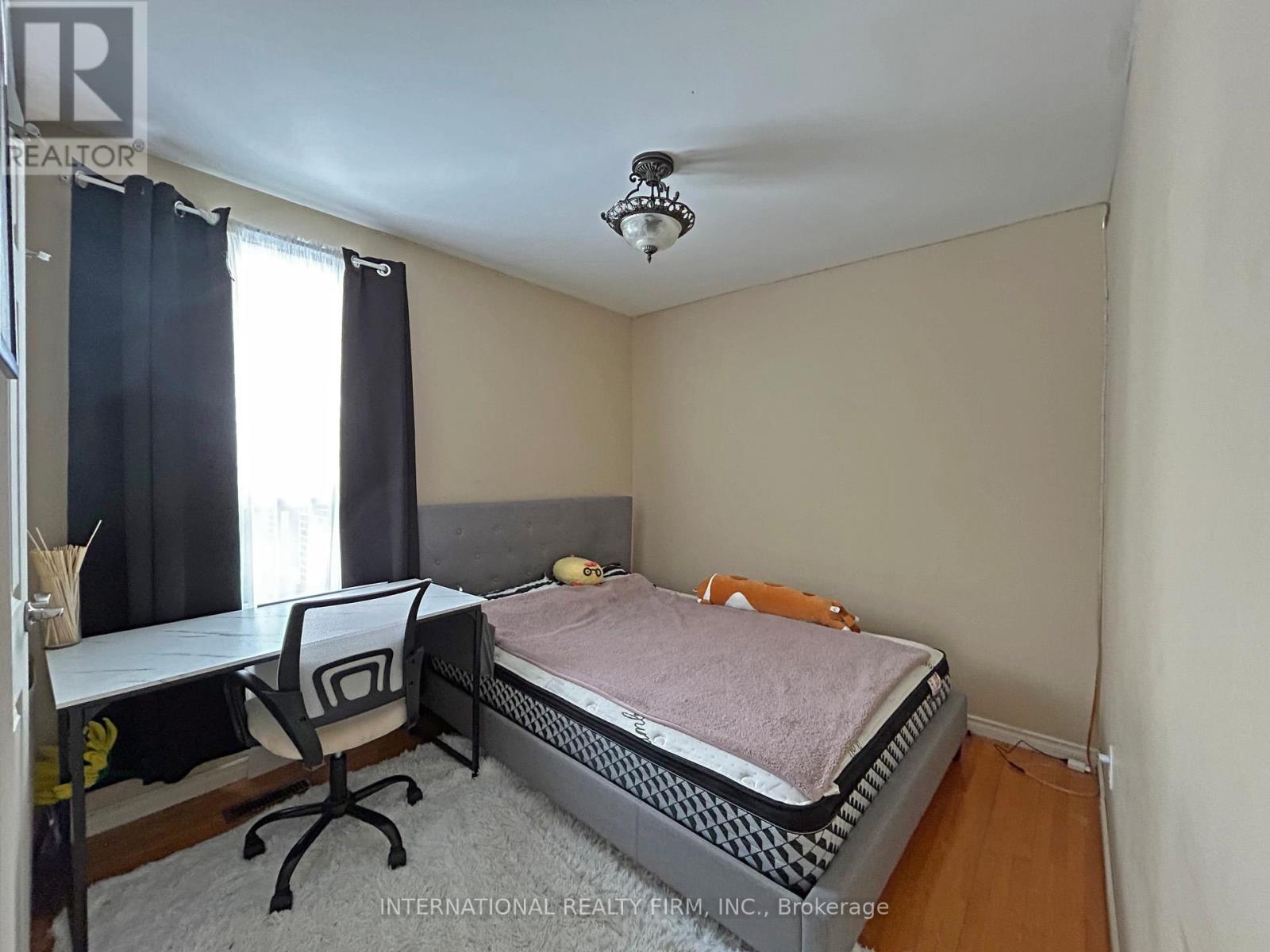 Main - 63 Centre Street E, Richmond Hill, Ontario  L4C 1A3 - Photo 9 - N12767582