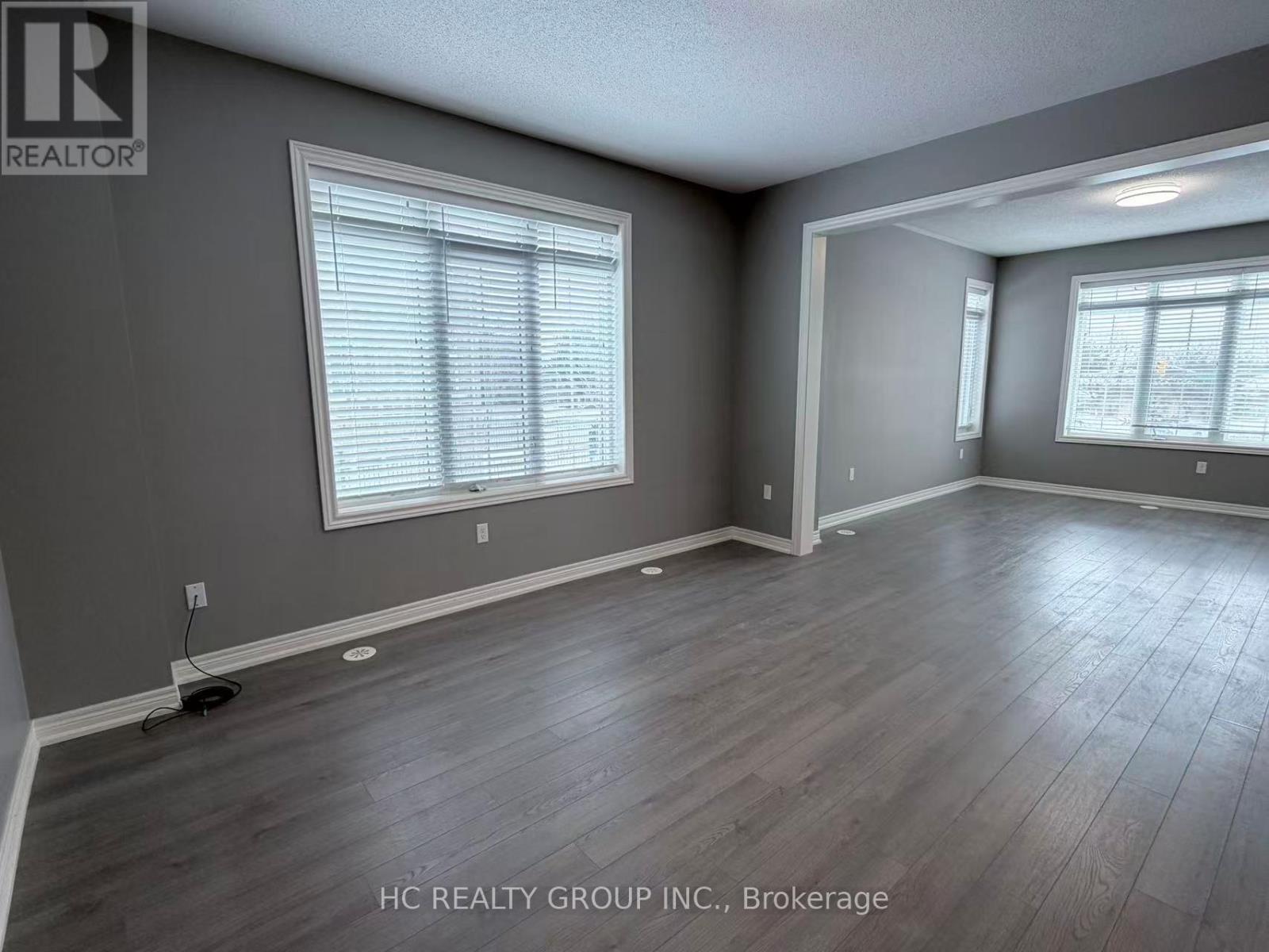 152 Roy Grove Way, Markham, Ontario  L3P 5Y7 - Photo 3 - N12767600