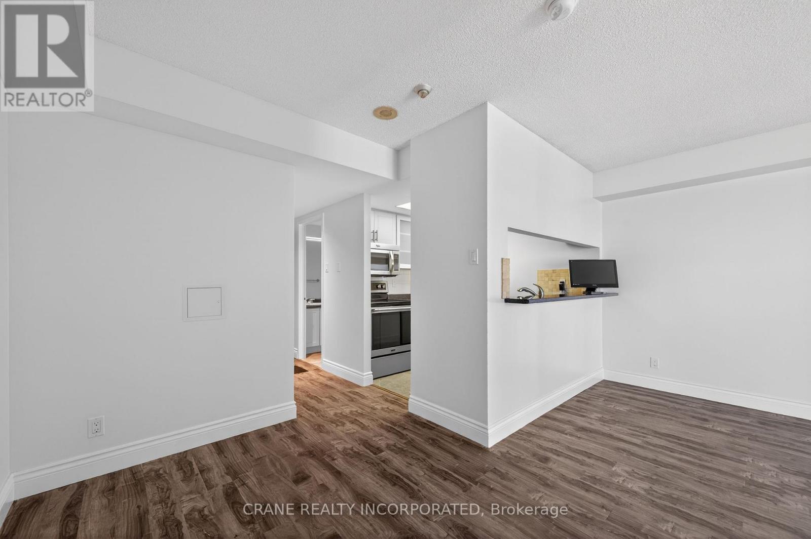 1605 - 77 Harbour Square, Toronto, Ontario  M5J 2S2 - Photo 14 - C12767378