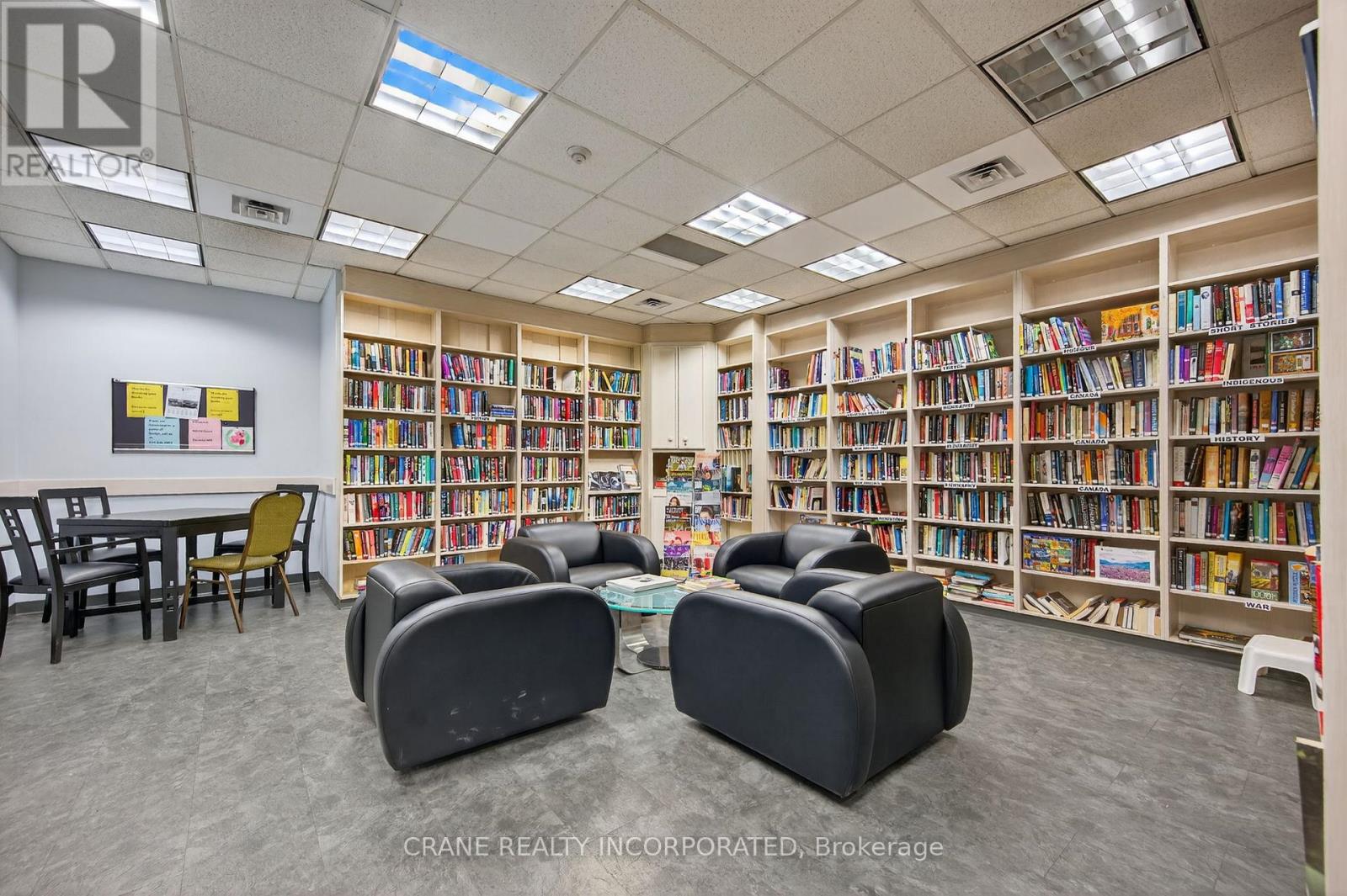 1605 - 77 Harbour Square, Toronto, Ontario  M5J 2S2 - Photo 26 - C12767378