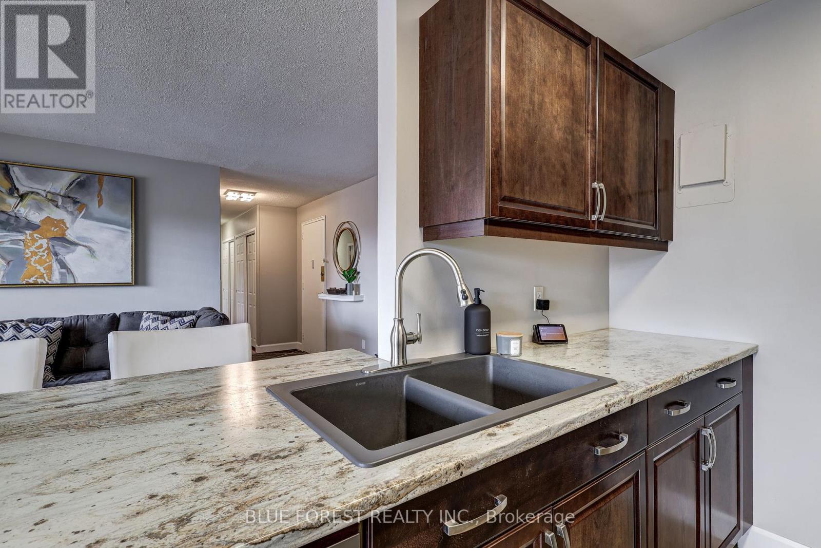 309 - 1174 Hamilton Road, London East, Ontario  N5W 1A9 - Photo 15 - X12741630