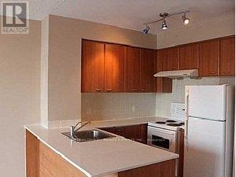 2306 - 36 Lee Centre Drive, Toronto (Woburn), Ontario  M1H 3K2 - Photo 8 - E12631148