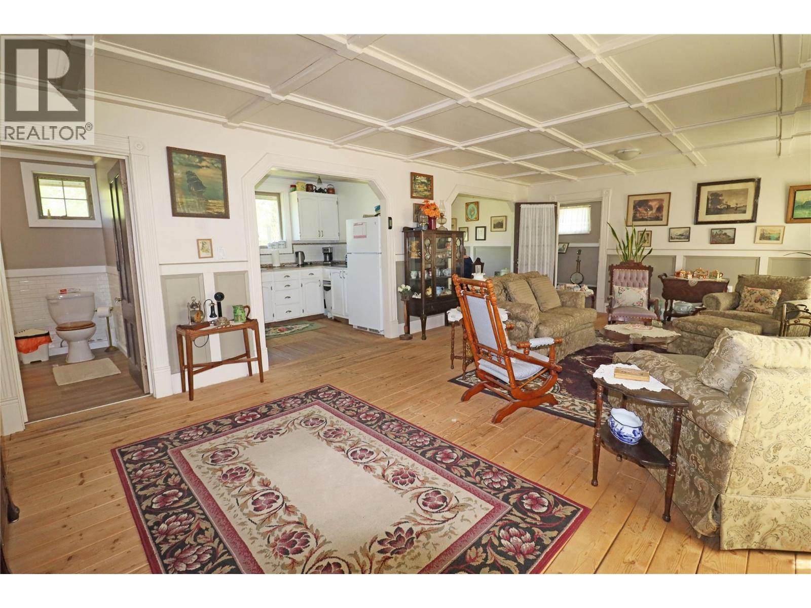 5818 17th Street, Grand Forks, British Columbia  V0H 1H0 - Photo 8 - 10375226