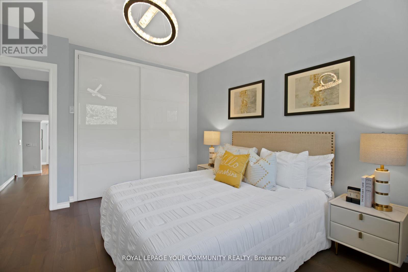 651 Burnhamthorpe Road, Toronto, Ontario  M9C 2Z1 - Photo 22 - W12479993