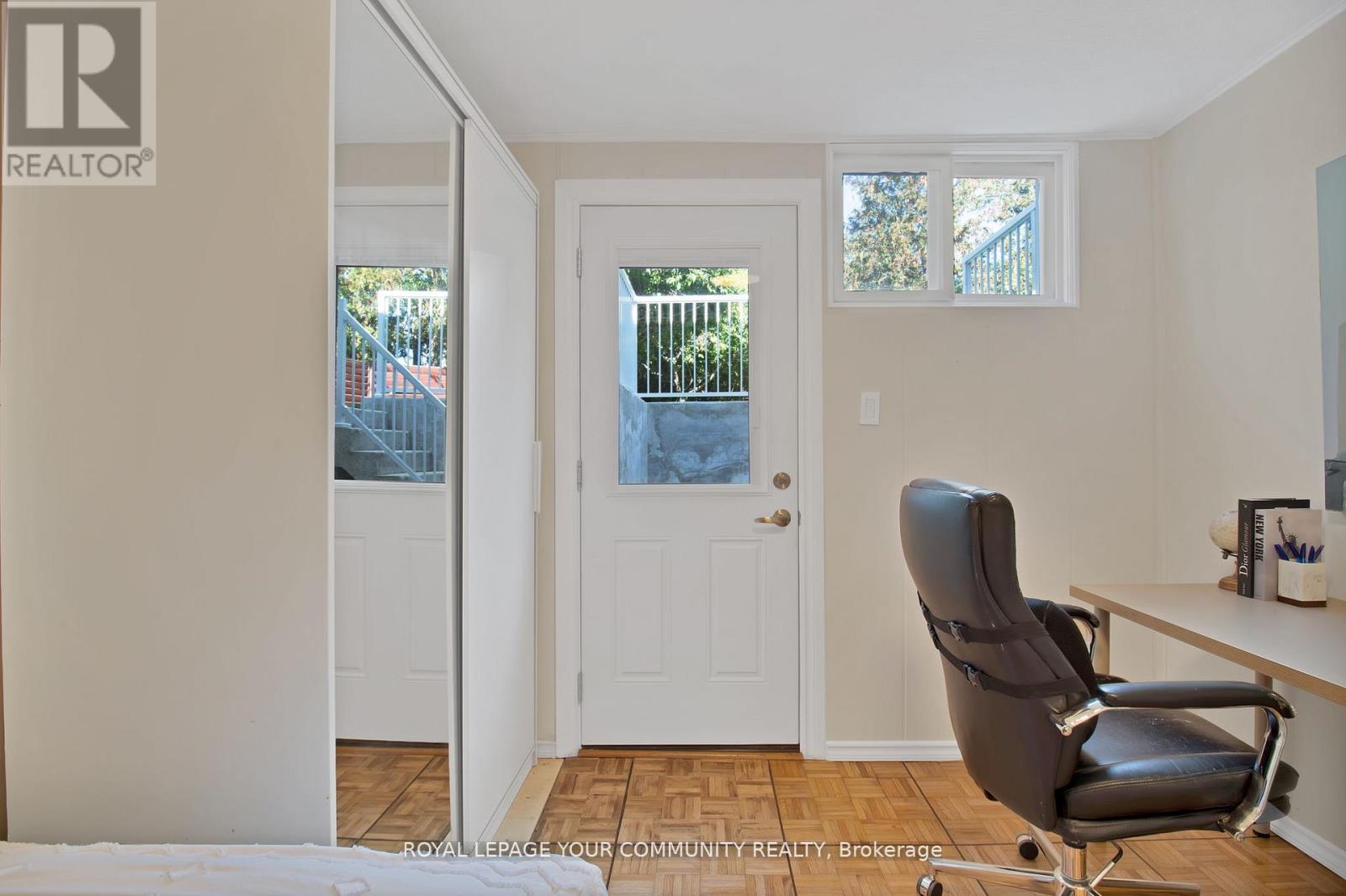 651 Burnhamthorpe Road, Toronto, Ontario  M9C 2Z1 - Photo 39 - W12479993