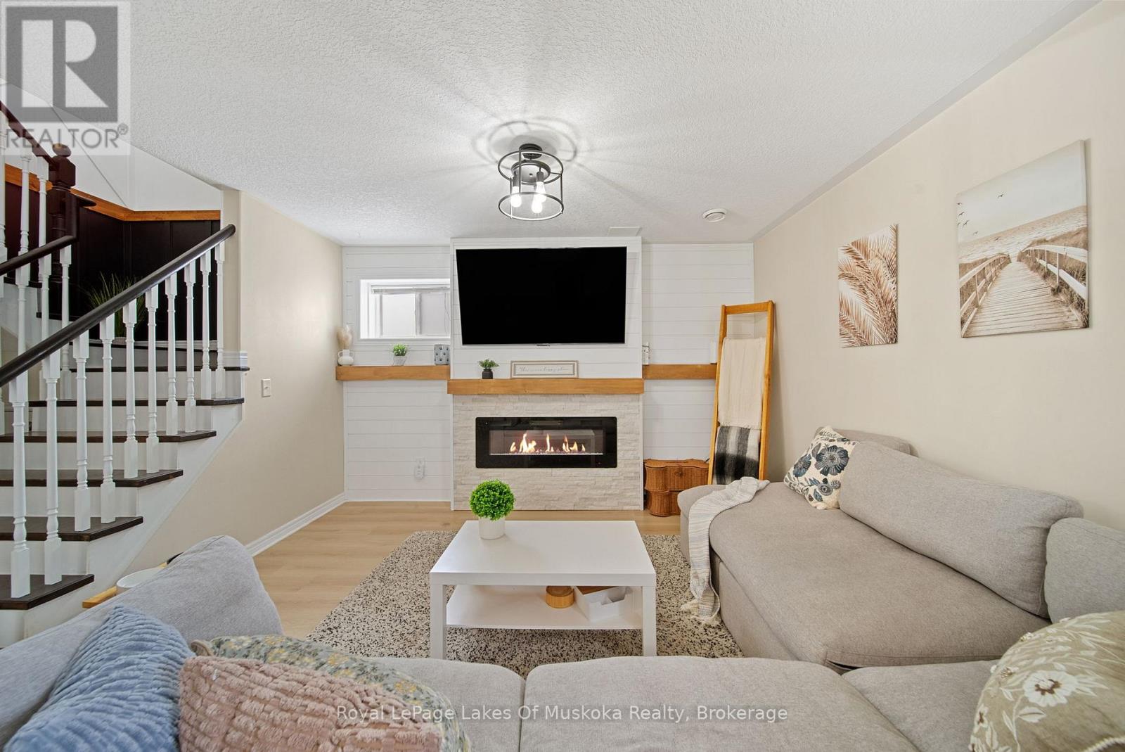 70 Pearl Drive, Orillia, Ontario  L3V 6H2 - Photo 13 - S12767738