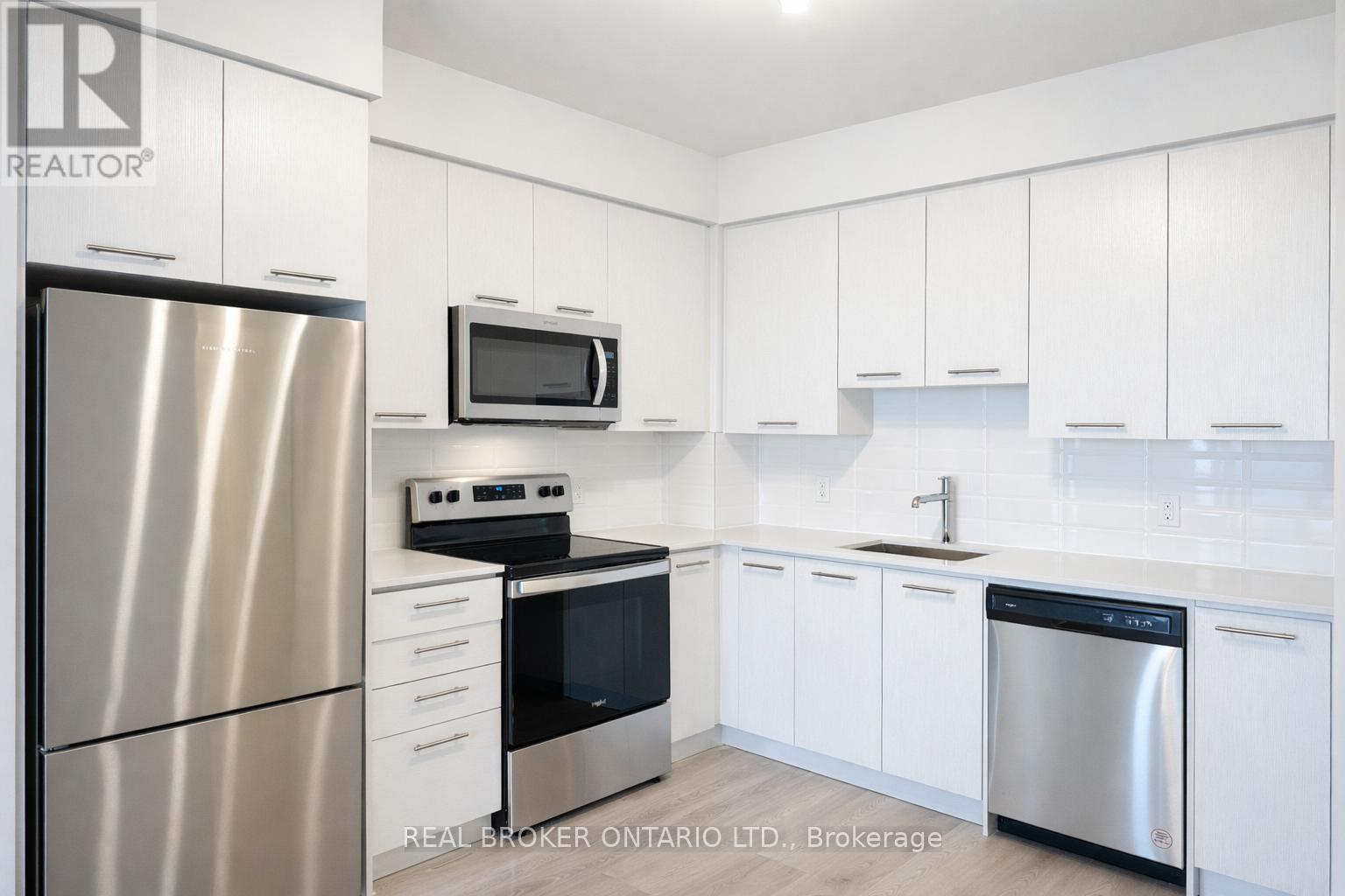 1306 - 385 Winston Road, Grimsby (Grimsby Beach), Ontario  L3M 4E8 - Photo 13 - X12766080